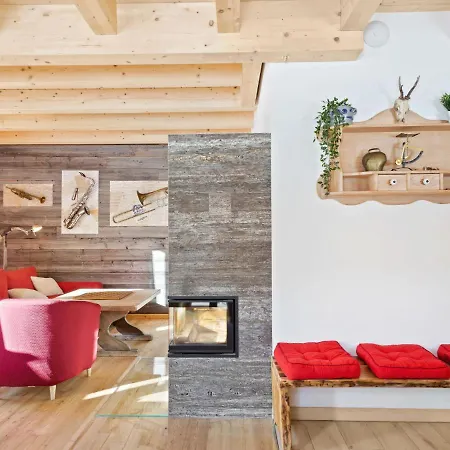 Country Chalet Lungau 度假居 圣玛加里森